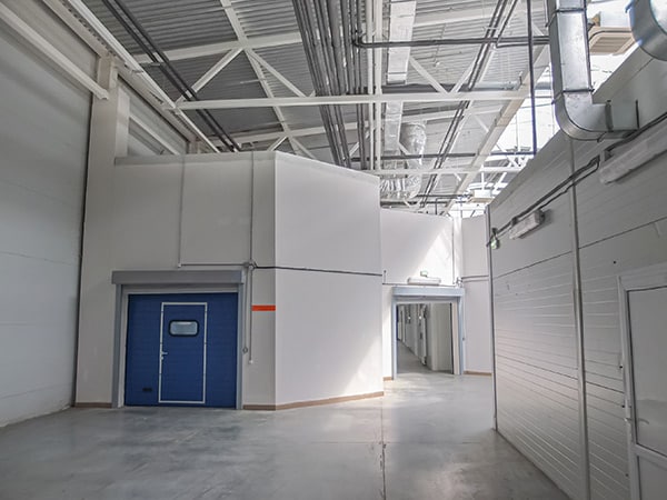 Magazzino-refrigerato-stoccaggio-alimenti Magazzino-refrigerato-stoccaggio-alimenti